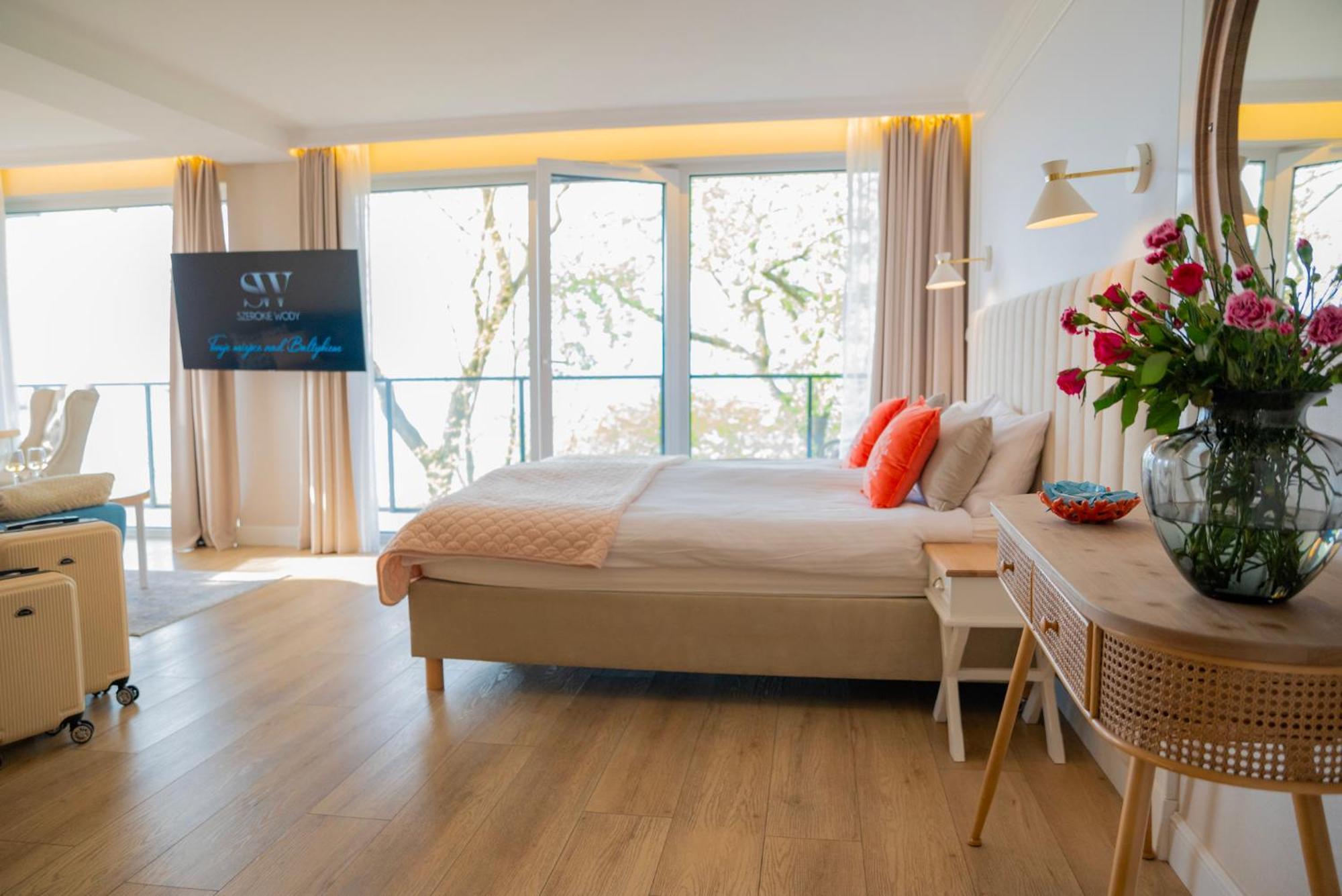Hotel Szerokie Wody Sea & Sand Ustka Buitenkant foto